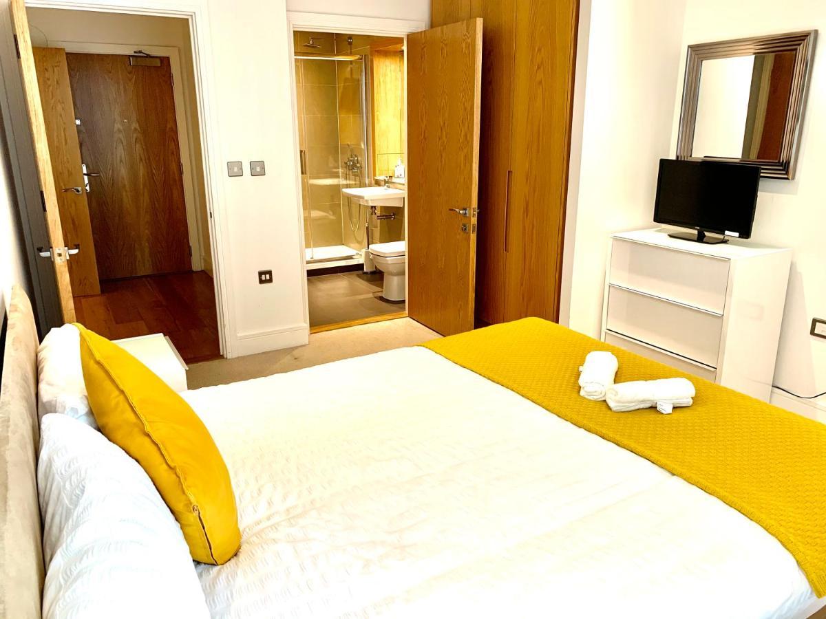 London Excel 2 Bedrooms 2 Bathrooms, Lounge, Balcony Apartment Exterior photo